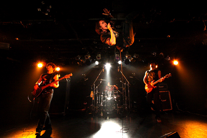 Click to enlarge Highslide JS