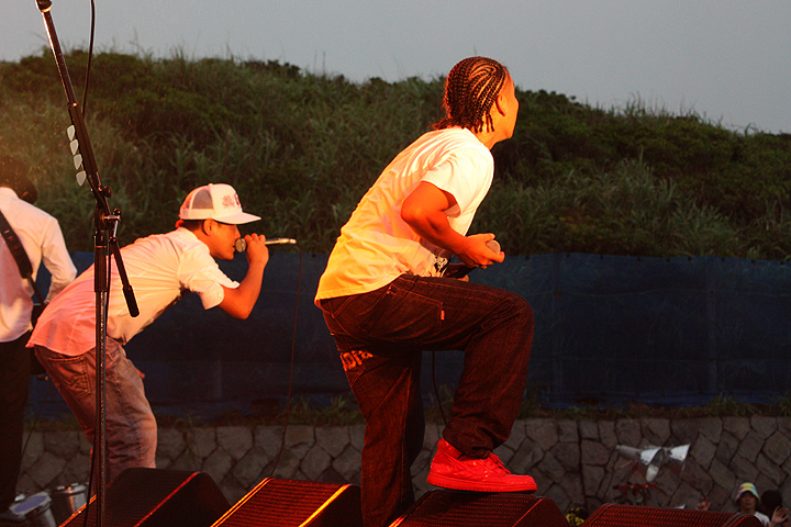 Click to enlarge Highslide JS
