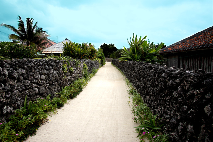 Click to enlarge Highslide JS